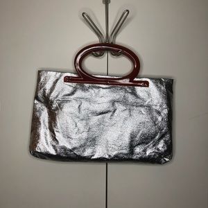 Vintage 1960’s medium metallic silver handbag